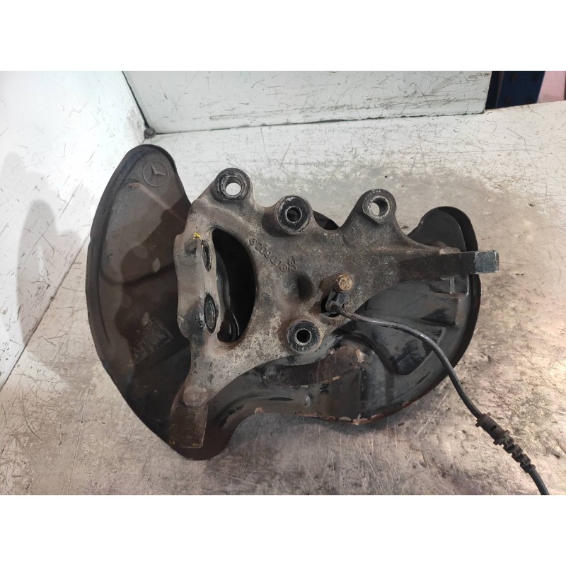 Recambio de mangueta delantera izquierda para mercedes clase c (w203) familiar c 320 t cdi (203.220) referencia OEM IAM   