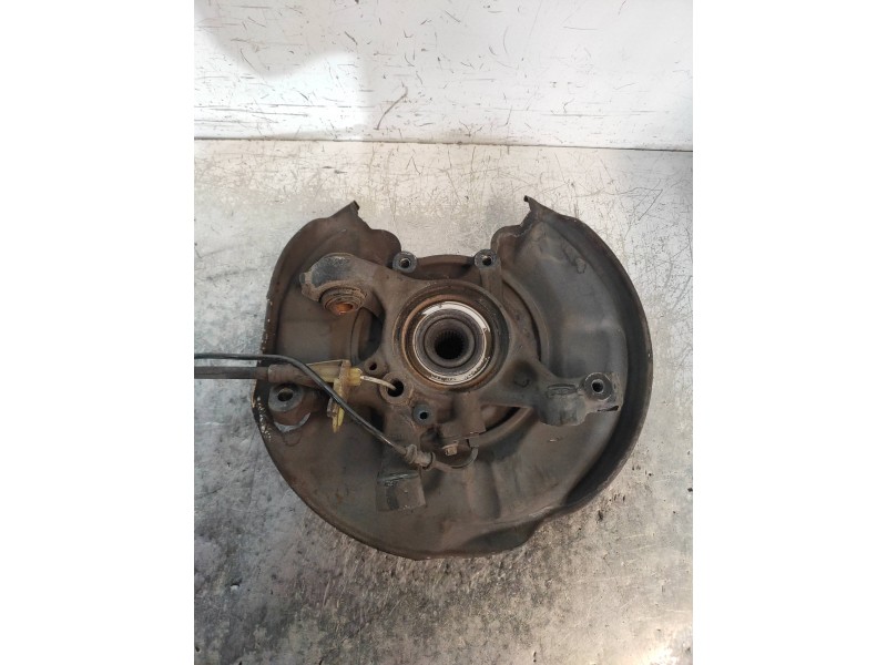 Recambio de mangueta trasera izquierda para mercedes clase c (w203) familiar c 320 t cdi (203.220) referencia OEM IAM   