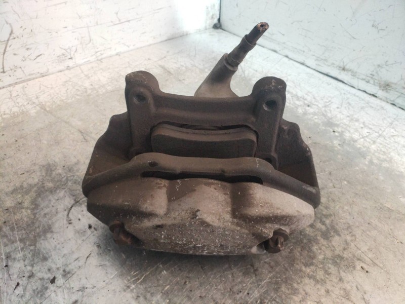 Recambio de pinza freno delantera izquierda para mercedes clase c (w203) familiar c 320 t cdi (203.220) referencia OEM IAM   