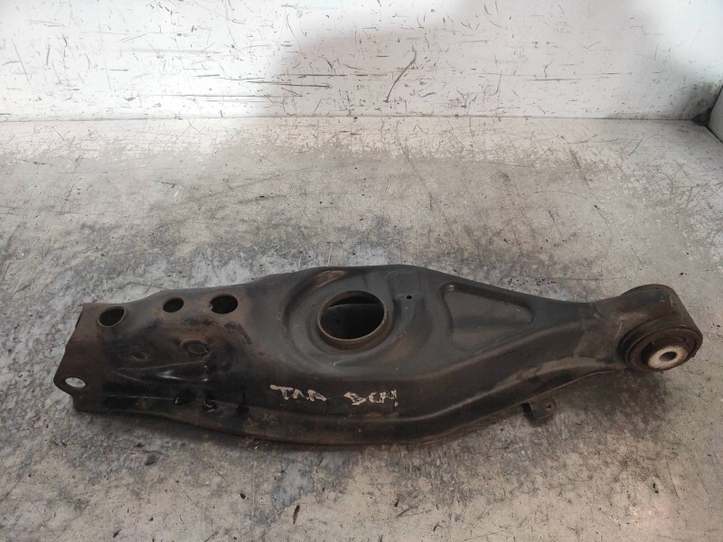 Recambio de brazo suspension inferior trasero derecho para mercedes clase c (w203) familiar c 320 t cdi (203.220) referencia OEM