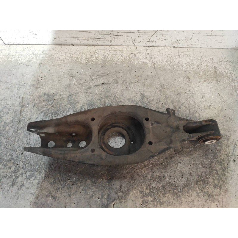 Recambio de brazo suspension inferior trasero derecho para mercedes clase c (w203) familiar c 320 t cdi (203.220) referencia OEM