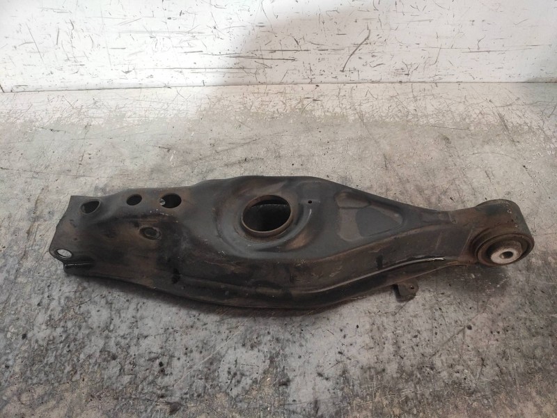 Recambio de brazo suspension inferior trasero izquierdo para mercedes clase c (w203) familiar c 320 t cdi (203.220) referencia O