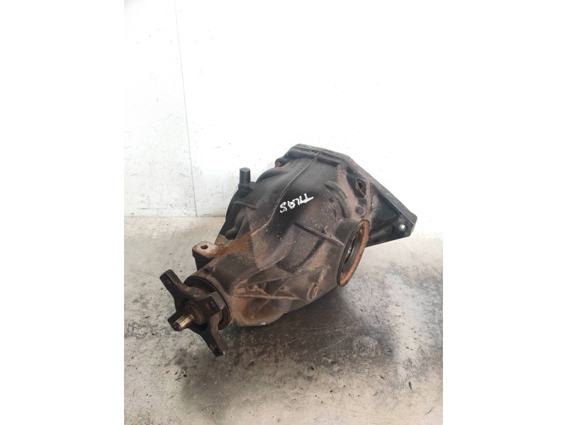 Recambio de diferencial trasero para mercedes clase c (w203) familiar c 320 t cdi (203.220) referencia OEM IAM A2033510705  