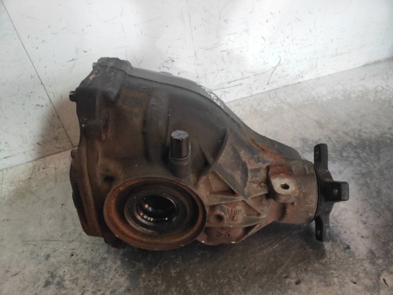 Recambio de diferencial trasero para mercedes clase c (w203) familiar c 320 t cdi (203.220) referencia OEM IAM A2033510705  