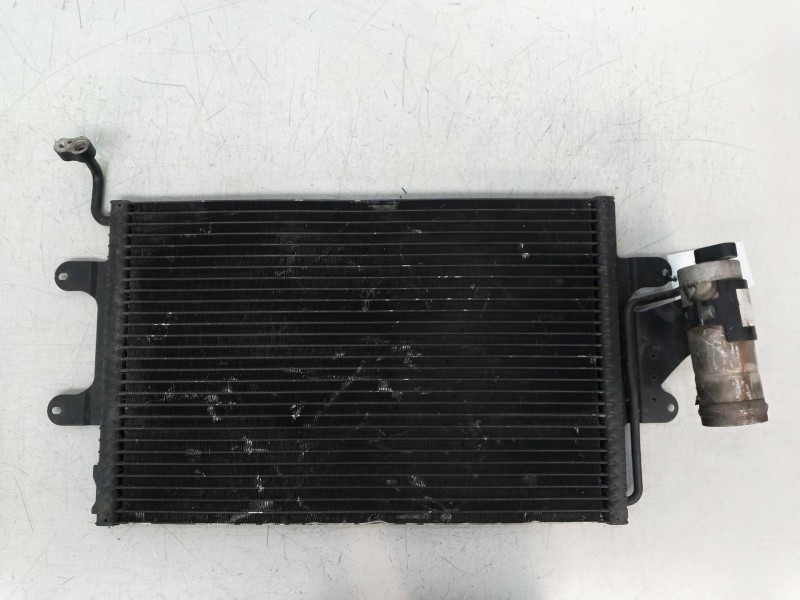 Recambio de condensador / radiador aire acondicionado para seat cordoba berlina (6l2) 1.6 16v referencia OEM IAM 6K0820411  