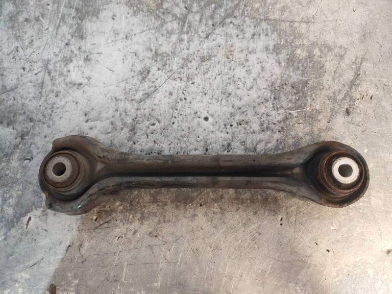 Recambio de brazo suspension superior trasero derecho para mercedes clase c (w203) familiar c 320 t cdi (203.220) referencia OEM