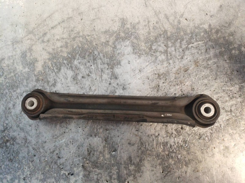 Recambio de brazo suspension superior trasero derecho para mercedes clase c (w203) familiar c 320 t cdi (203.220) referencia OEM