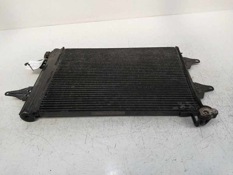 Recambio de condensador / radiador aire acondicionado para skoda fabia (6y2/6y3) 1.4 16v referencia OEM IAM 6Q0820411B  