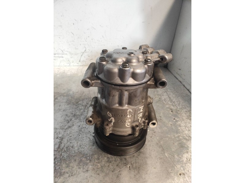 Recambio de compresor aire acondicionado para renault clio iii 1.4 16v referencia OEM IAM 8200365787A SD6V121452 