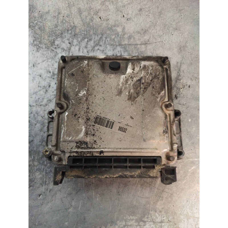 Recambio de centralita motor uce para peugeot expert kombi confort acristaldo (5 asientos) referencia OEM IAM 0281010135 9636254