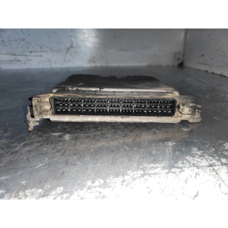 Recambio de centralita motor uce para peugeot expert kombi confort acristaldo (5 asientos) referencia OEM IAM 0281010135 9636254