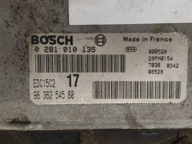Recambio de centralita motor uce para peugeot expert kombi confort acristaldo (5 asientos) referencia OEM IAM 0281010135 9636254