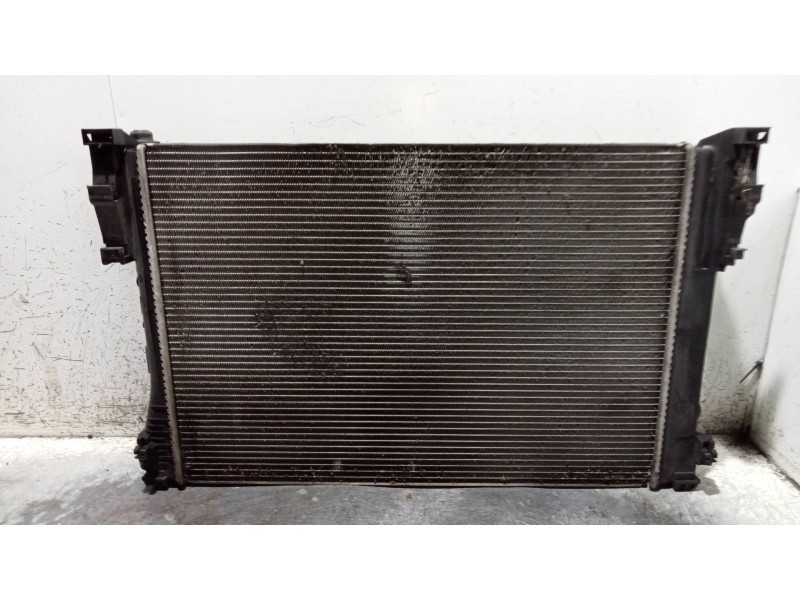 Recambio de radiador agua para mercedes clase c (w204) familiar c 200 t cdi blueefficiency (204.201) referencia OEM IAM A2045004