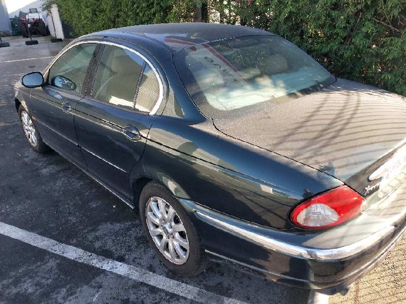 jaguar x-type del año 2001
