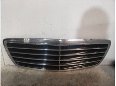 Recambio de rejilla delantera para mercedes clase s (w220) berlina 320 cdi (220.025) referencia OEM IAM A2208800583  