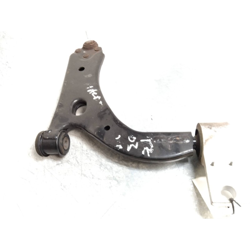 Recambio de brazo suspension inferior delantero izquierdo para mazda 2 berlina (dy) 1.4 diesel cat referencia OEM IAM   
