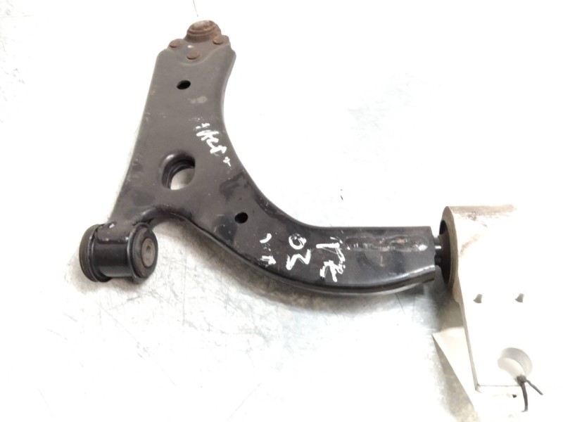 Recambio de brazo suspension inferior delantero izquierdo para mazda 2 berlina (dy) 1.4 diesel cat referencia OEM IAM   