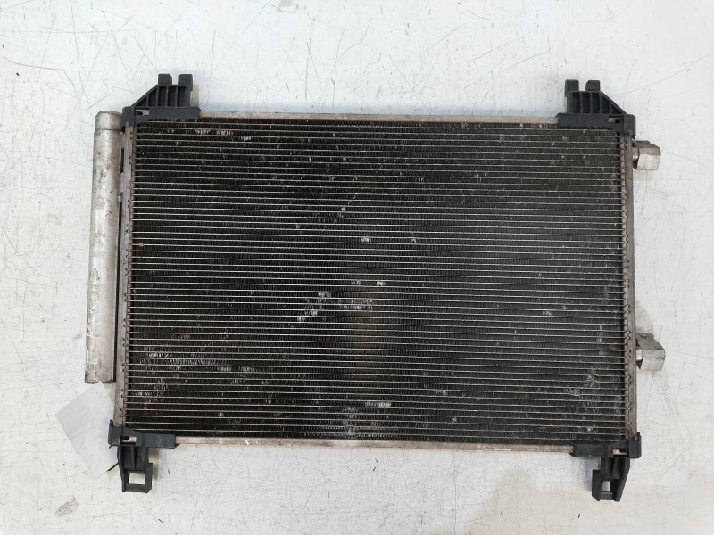 Recambio de condensador / radiador aire acondicionado para toyota yaris (ksp9/scp9/nlp9) 1.3 cat referencia OEM IAM 884600D0  