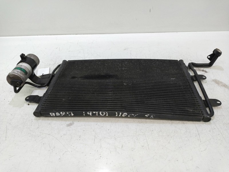 Recambio de condensador / radiador aire acondicionado para volkswagen bora berlina (1j2) 1.9 tdi referencia OEM IAM 1J0820411D  