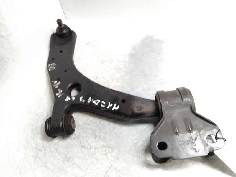 Recambio de brazo suspension inferior delantero derecho para mazda 3 lim. (bl) active referencia OEM IAM   