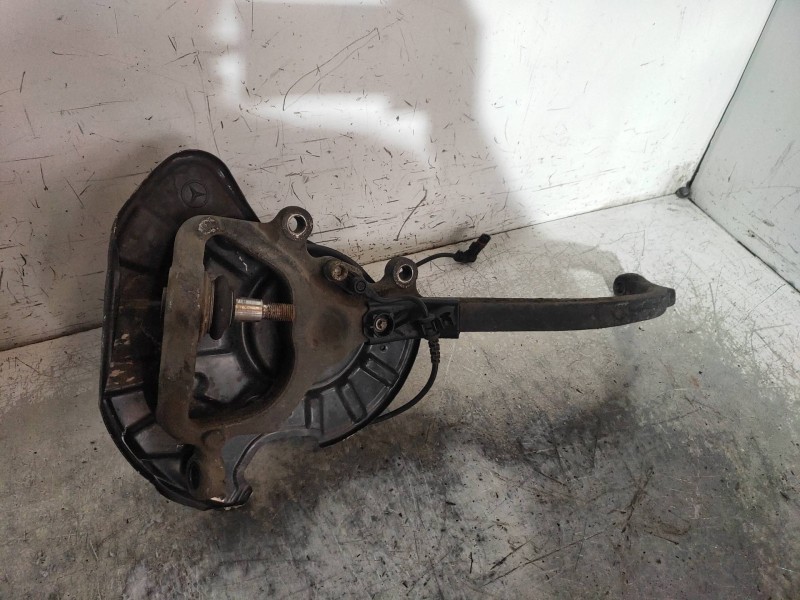Recambio de mangueta delantera izquierda para mercedes clase s (w220) berlina 320 cdi (220.025) referencia OEM IAM   