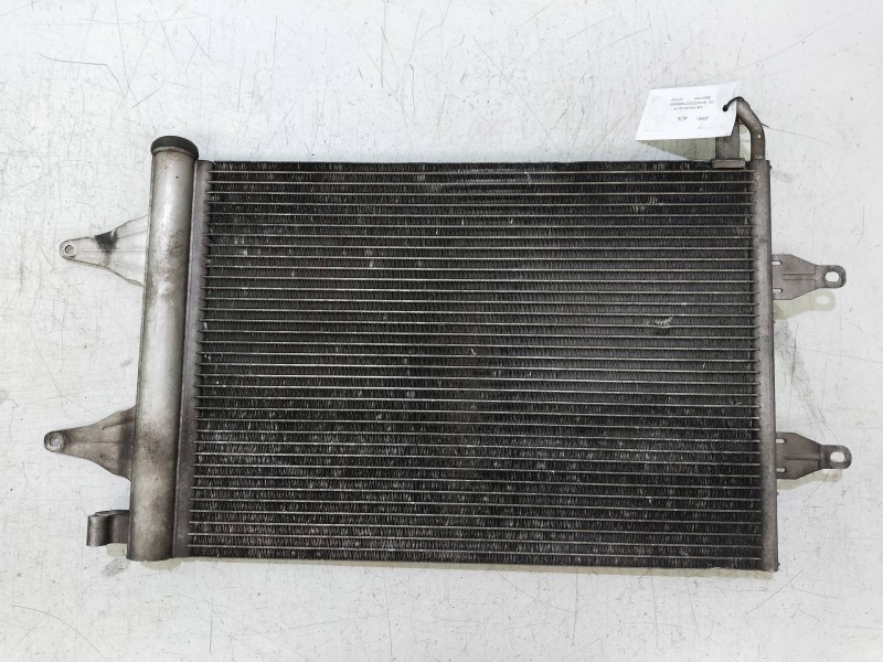 Recambio de condensador / radiador aire acondicionado para volkswagen fox (5z1) básico referencia OEM IAM 6Q0820411K  