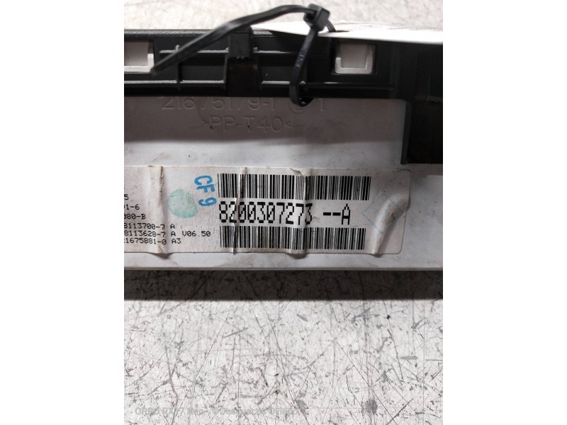 Recambio de pantalla multifuncion para renault clio iii 1.4 16v referencia OEM IAM 8200307273A  