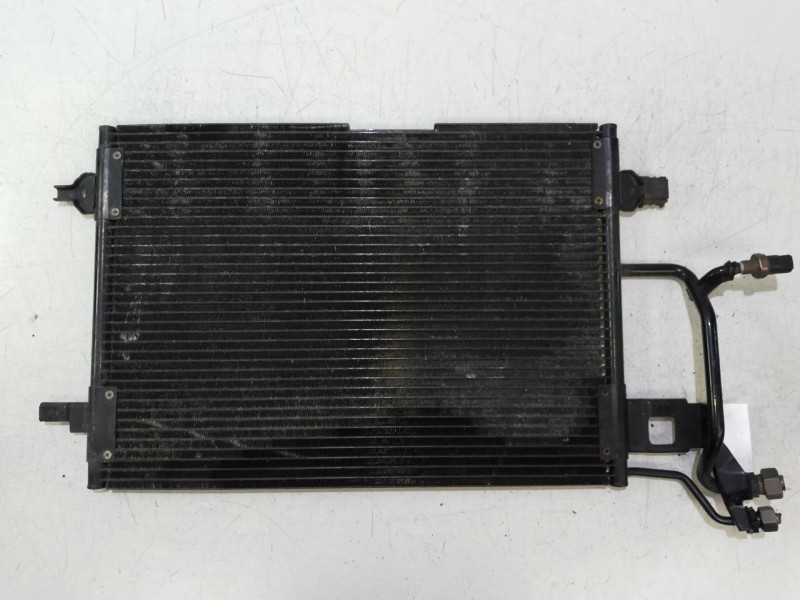 Recambio de condensador / radiador aire acondicionado para volkswagen passat berlina (3b2) 1.9 tdi referencia OEM IAM 8D0260401D