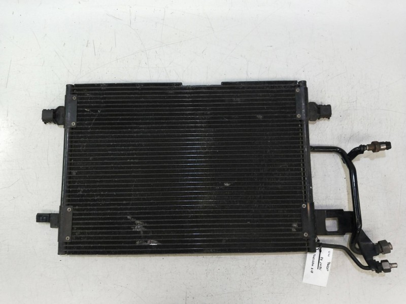 Recambio de condensador / radiador aire acondicionado para volkswagen passat berlina (3b2) 1.9 tdi referencia OEM IAM 8D0260401D