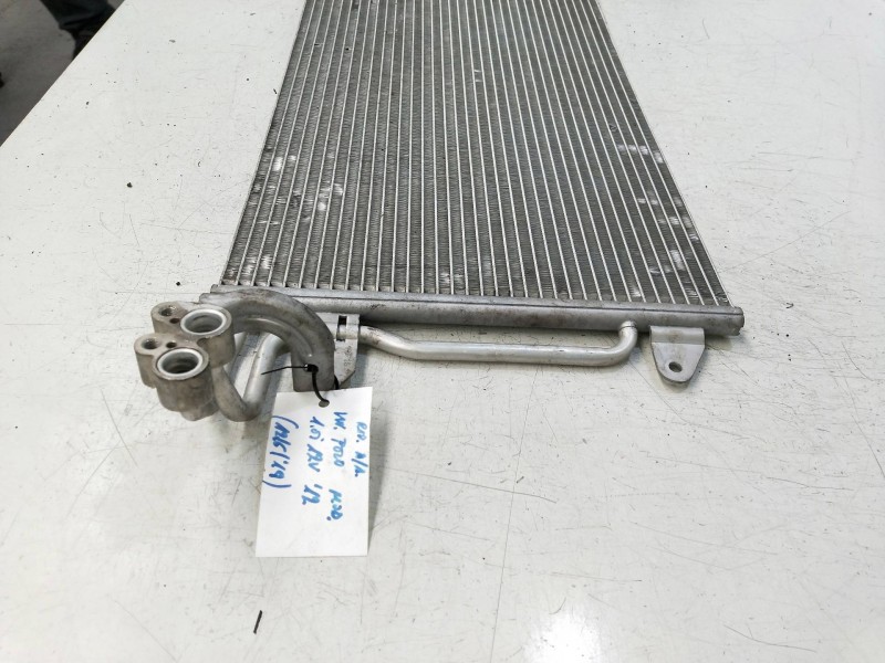 Recambio de condensador / radiador aire acondicionado para volkswagen polo (6c1) trendline bluemotion referencia OEM IAM 6R08204