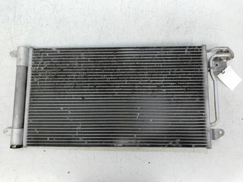 Recambio de condensador / radiador aire acondicionado para volkswagen polo (6c1) trendline bluemotion referencia OEM IAM 6R08204