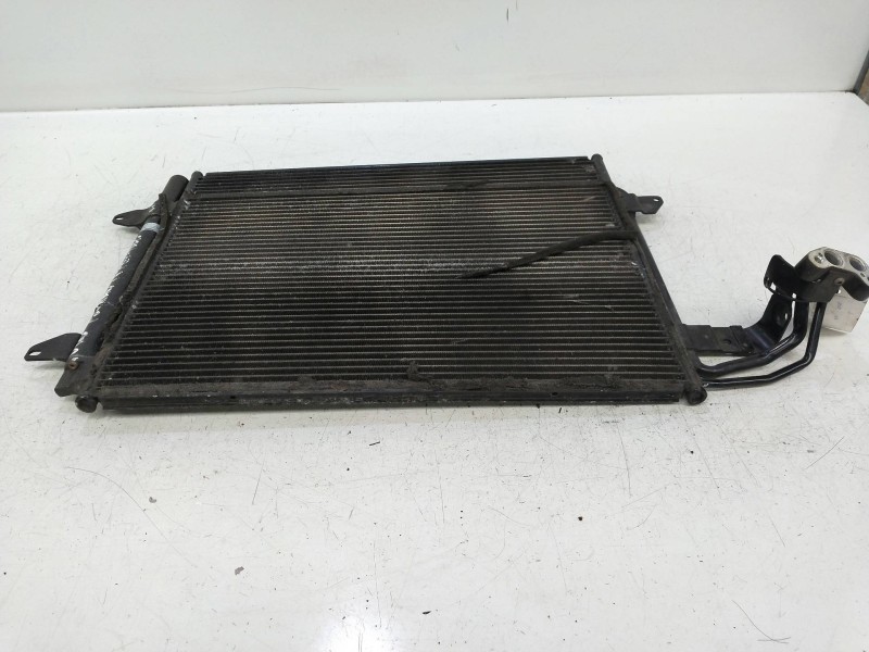 Recambio de condensador / radiador aire acondicionado para volkswagen touran (1t1) highline referencia OEM IAM 1T0820411B  