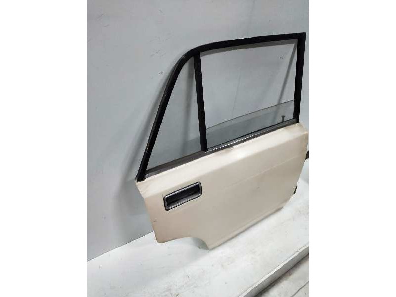 Recambio de puerta trasera derecha para lada 2105 1.6 referencia OEM IAM   