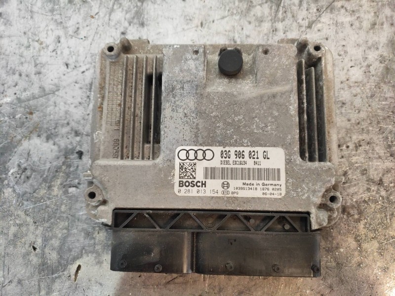 Recambio de centralita motor uce para audi a3 sportback (8p) 2.0 tdi ambiente referencia OEM IAM 0281013154 03G906021GL 