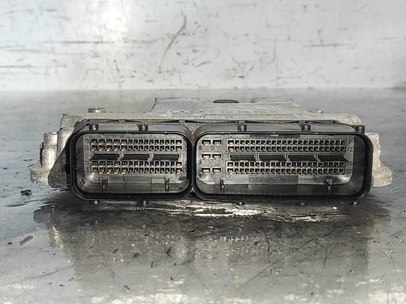 Recambio de centralita motor uce para audi a3 sportback (8p) 2.0 tdi ambiente referencia OEM IAM 0281013154 03G906021GL 