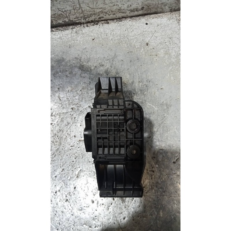 Recambio de potenciometro pedal para mercedes clase c (w204) familiar c 200 t cdi blueefficiency (204.201) referencia OEM IAM A2