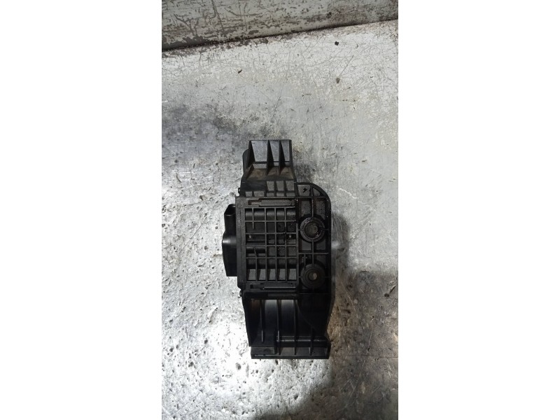 Recambio de potenciometro pedal para mercedes clase c (w204) familiar c 200 t cdi blueefficiency (204.201) referencia OEM IAM A2