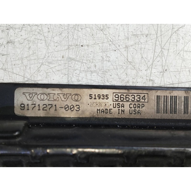 Recambio de condensador / radiador aire acondicionado para volvo v70 familiar 2.5 turbodiesel referencia OEM IAM 9171271003  