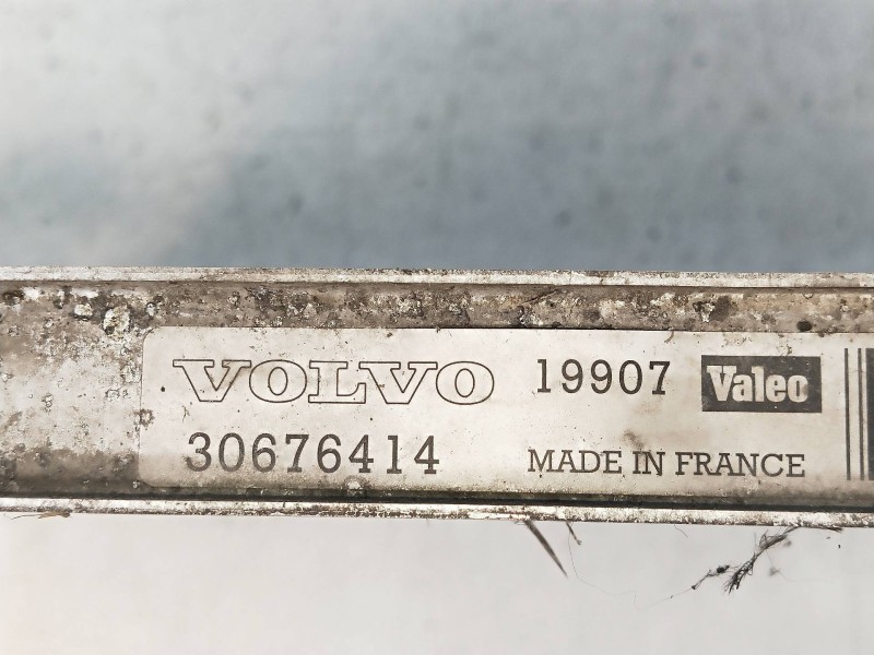 Recambio de condensador / radiador aire acondicionado para volvo xc70 2.4 diesel cat referencia OEM IAM 30676414  
