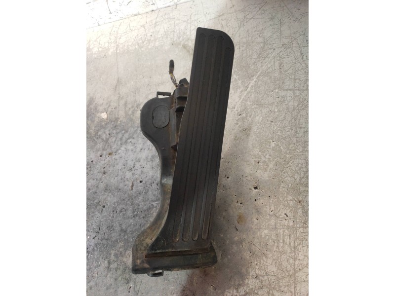 Recambio de potenciometro pedal para audi a3 sportback (8p) 2.0 tdi ambiente referencia OEM IAM 1K1721503P  