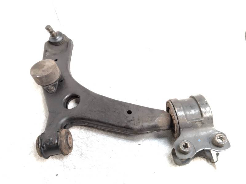 Recambio de brazo suspension inferior delantero derecho para mazda 5 berl. (cr) 2.0 crtd active+ (105kw) referencia OEM IAM   