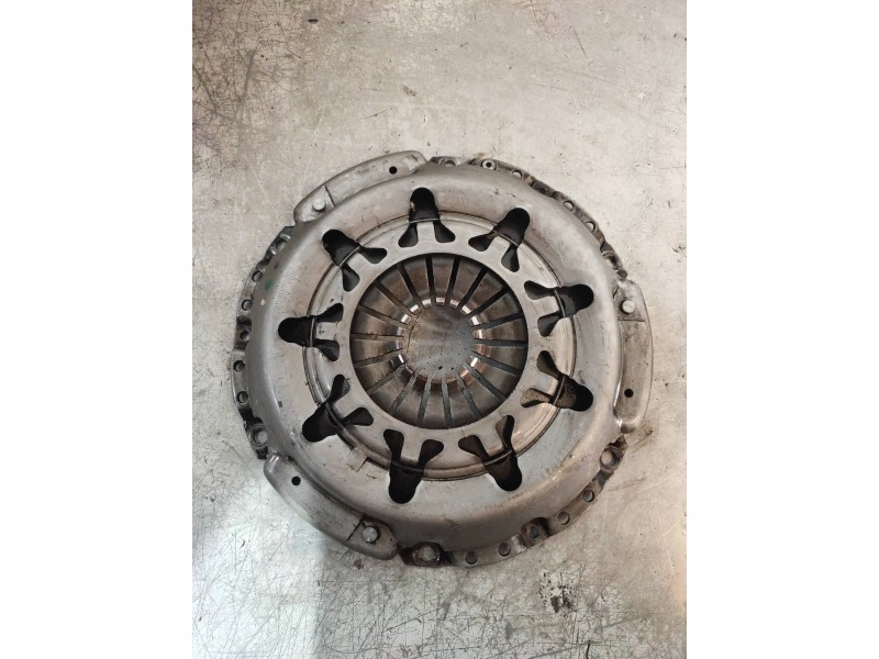 Recambio de kit embrague para mazda 2 berlina (dy) 1.4 crtd active referencia OEM IAM   