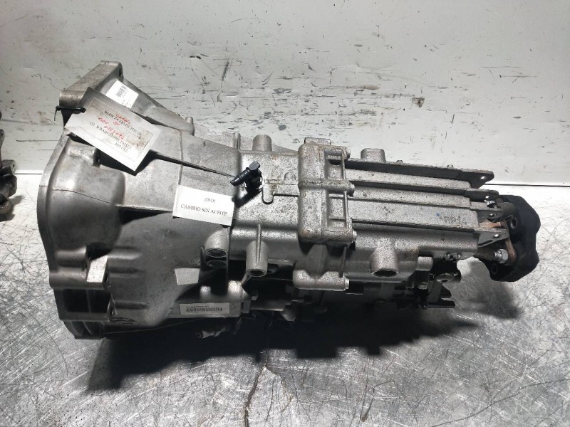 Recambio de caja cambios para bmw z4 roadster (e85) 2,5 referencia OEM IAM CAV 0262096 