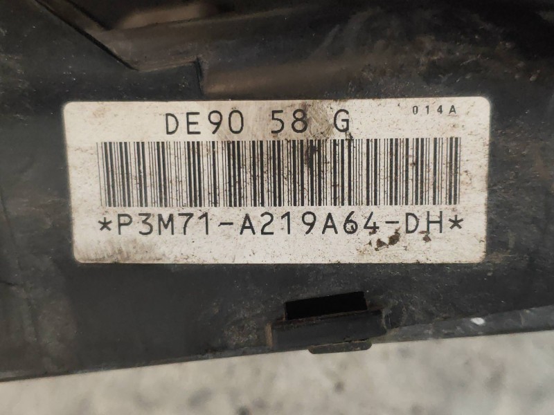 Recambio de motor cierre centralizado delantero derecho para mazda 2 berlina (dy) 1.4 crtd active referencia OEM IAM P3M71A219A6