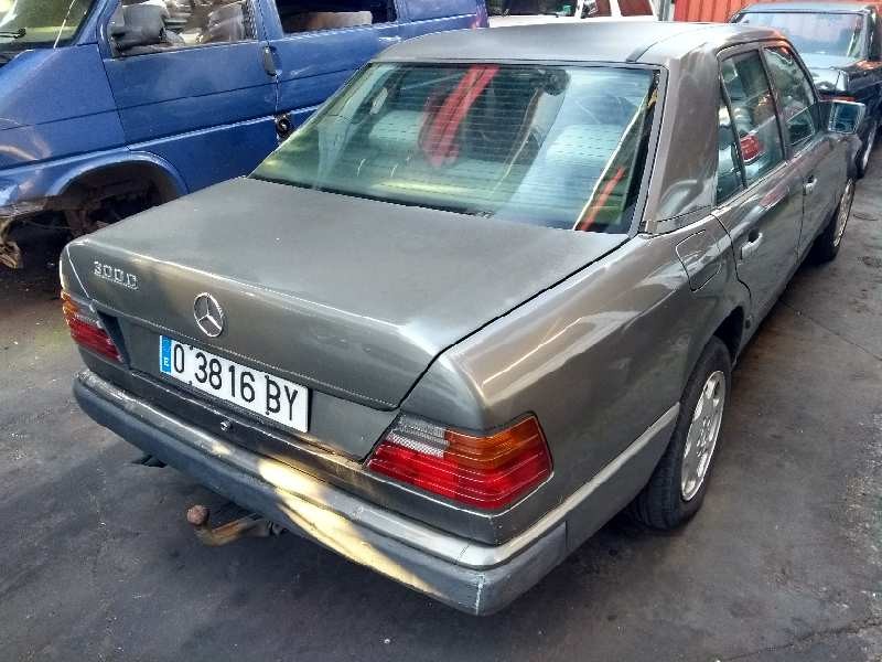 mercedes clase e (w124) berlina del año 1998