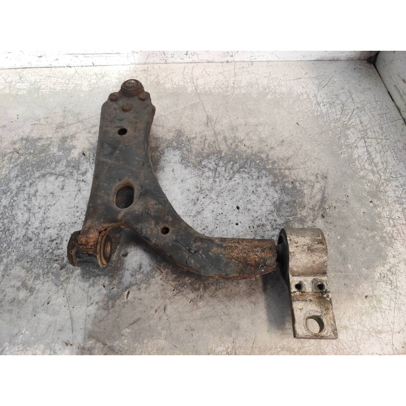 Recambio de brazo suspension inferior delantero izquierdo para mazda 2 berlina (dy) 1.4 crtd active referencia OEM IAM   