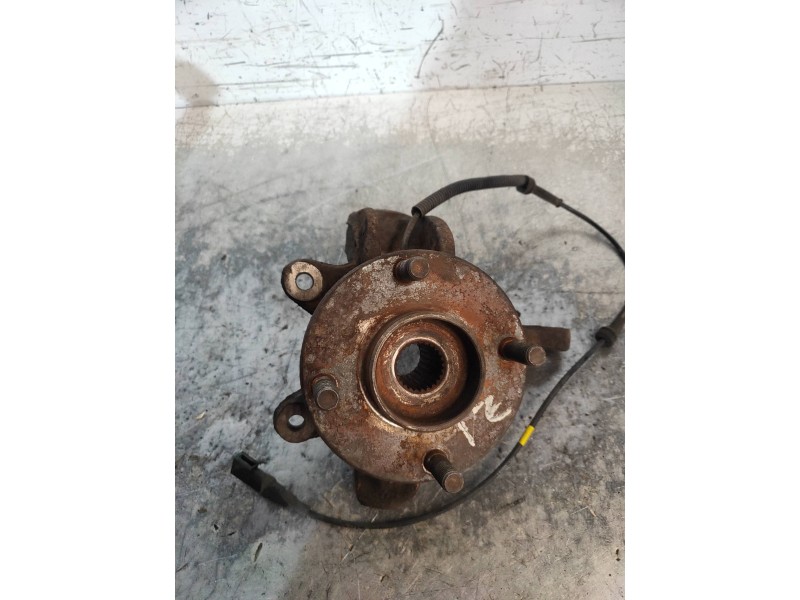 Recambio de mangueta delantera izquierda para mazda 2 berlina (dy) 1.4 crtd active referencia OEM IAM   