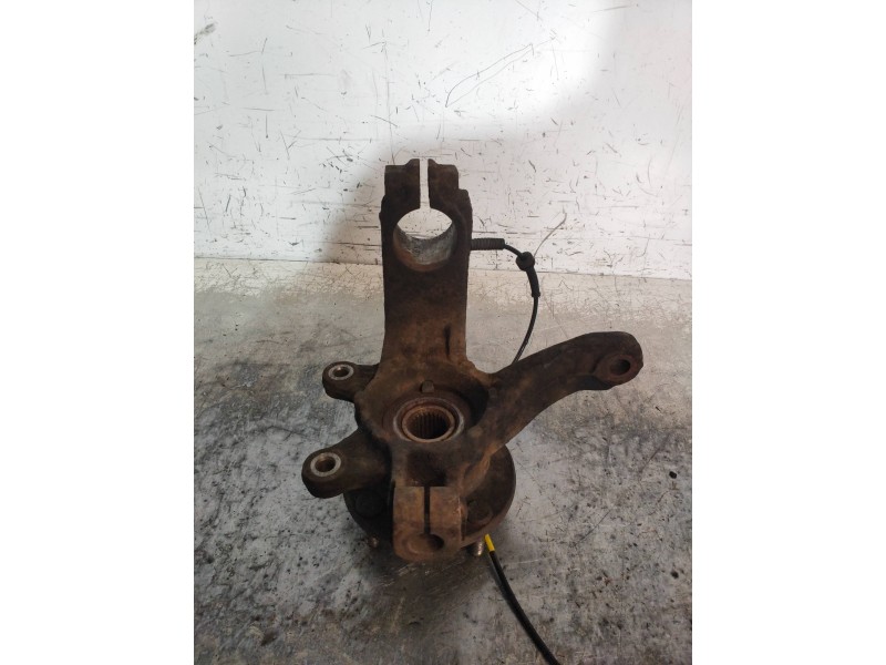 Recambio de mangueta delantera derecha para mazda 2 berlina (dy) 1.4 crtd active referencia OEM IAM   