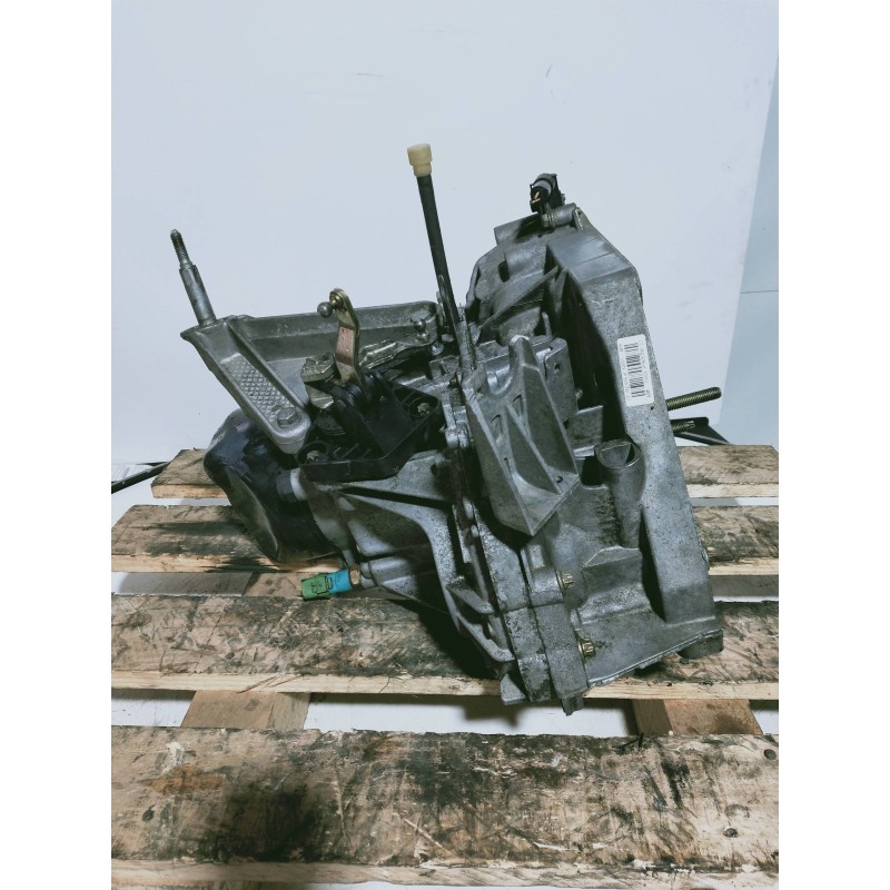 Recambio de caja cambios para renault megane ii berlina 3p confort authentique referencia OEM IAM JR5104 A024155 