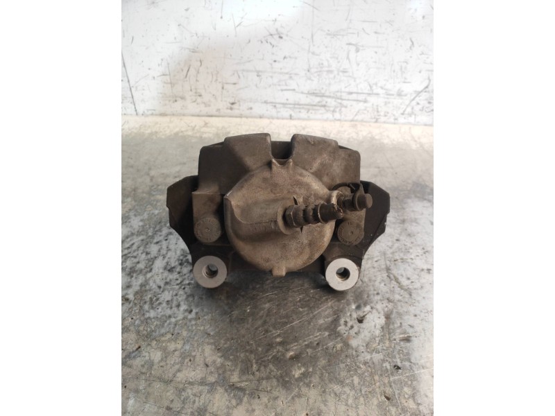 Recambio de pinza freno delantera izquierda para bmw serie 3 coupe (e92) 330i referencia OEM IAM   34116769093
